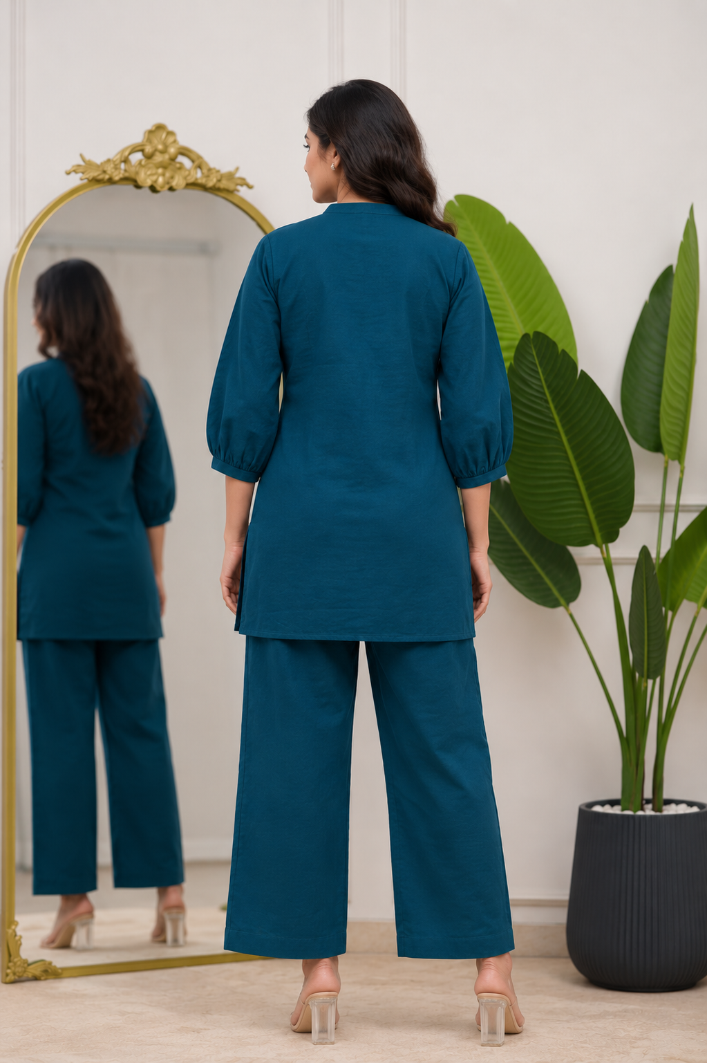 Teal Floral Embroidered Women's Kurta Pant Set