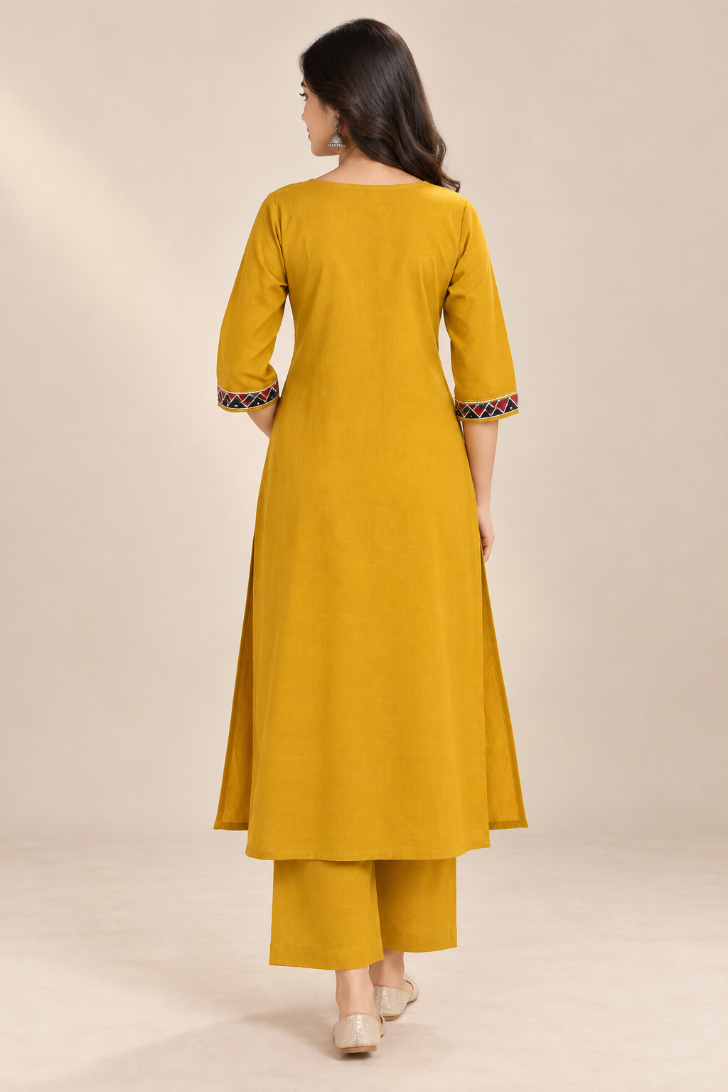 Embroidered Women’s Kurta Pant Set – Geometric Detail