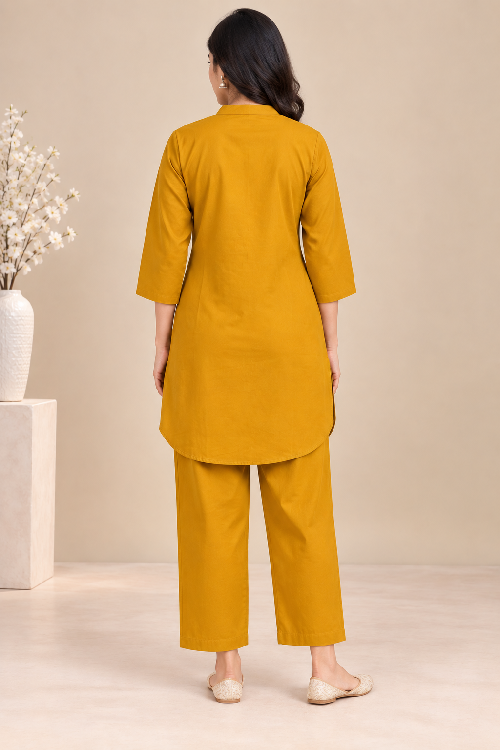 Women's Straight Kurta Set – Button Detail