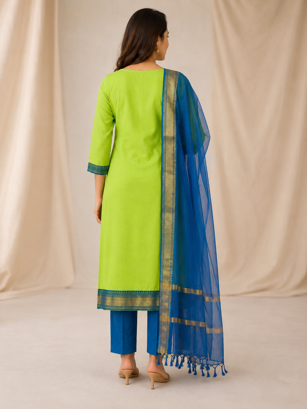 Women’s 3-Piece Kurta Set – Fancy Neck